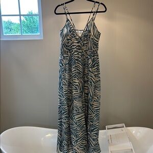 Banana Republic Blue and Cream Patterned Dress